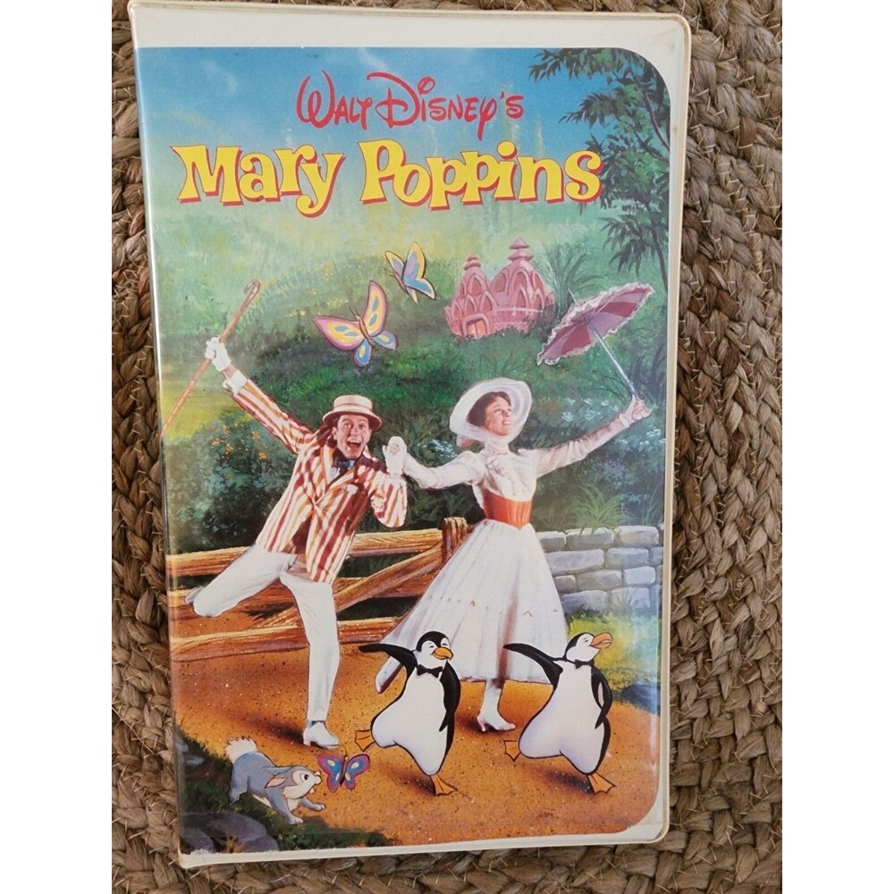 Walt Disney's Mary Poppins (VHS)